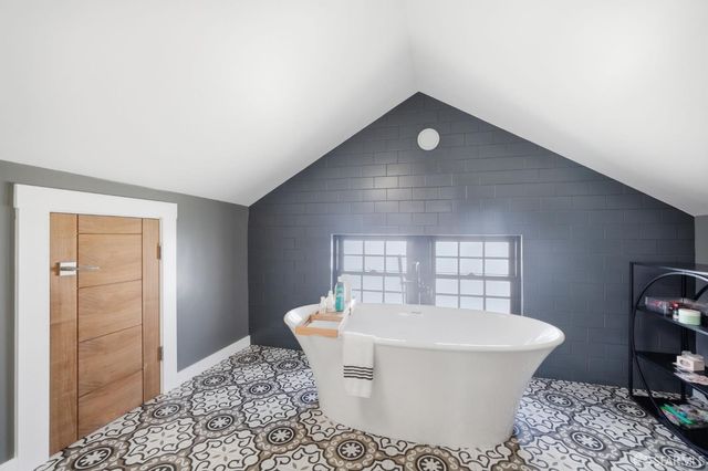 256 waterville Street, San Francisco, CA 94124