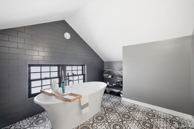 256 waterville Street, San Francisco, CA 94124