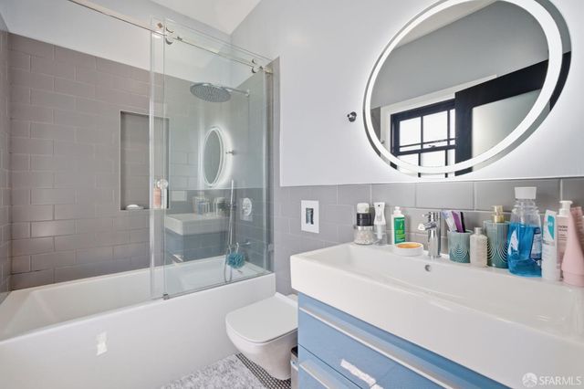 256 waterville Street, San Francisco, CA 94124