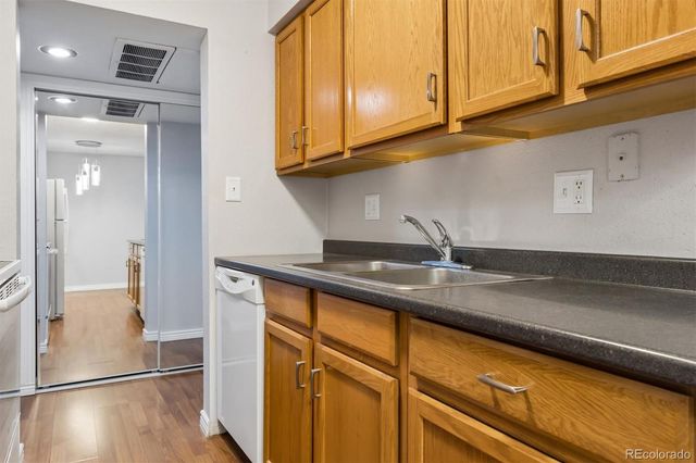 7755 E Quincy Avenue 202A5, Denver, CO 80237