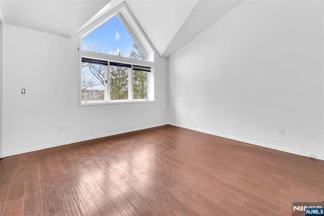 163 Marion, West Orange, NJ 07052