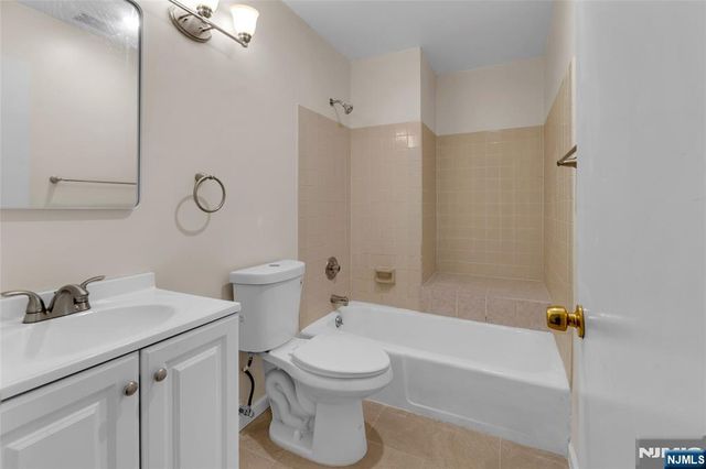 163 Marion, West Orange, NJ 07052