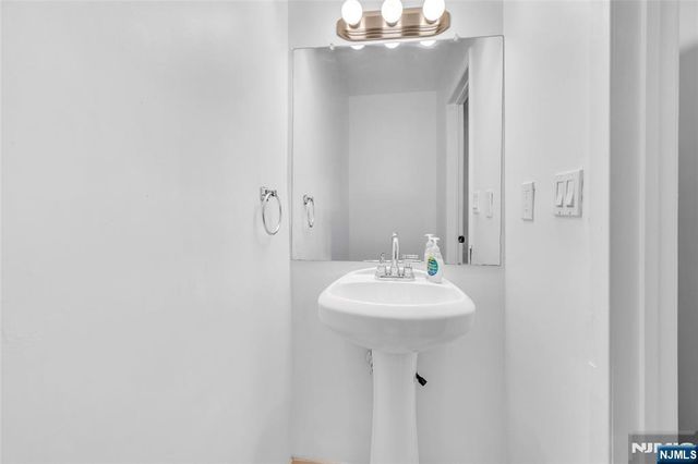 163 Marion, West Orange, NJ 07052