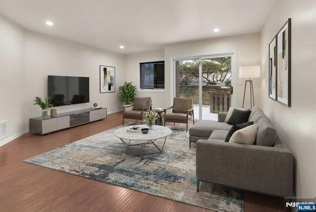 163 Marion, West Orange, NJ 07052