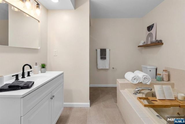 163 Marion, West Orange, NJ 07052