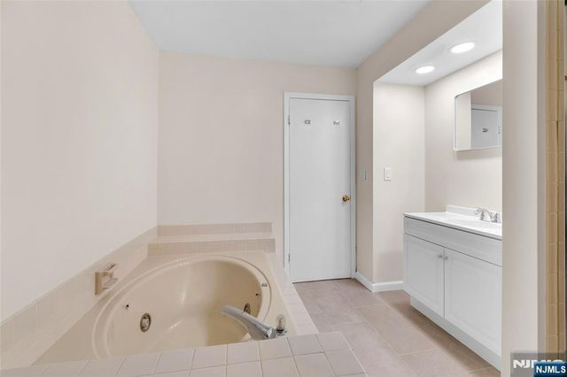 163 Marion, West Orange, NJ 07052