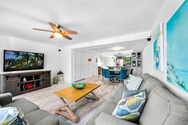 96000 Overseas Hwy Apt S3, Key Largo, FL 33037