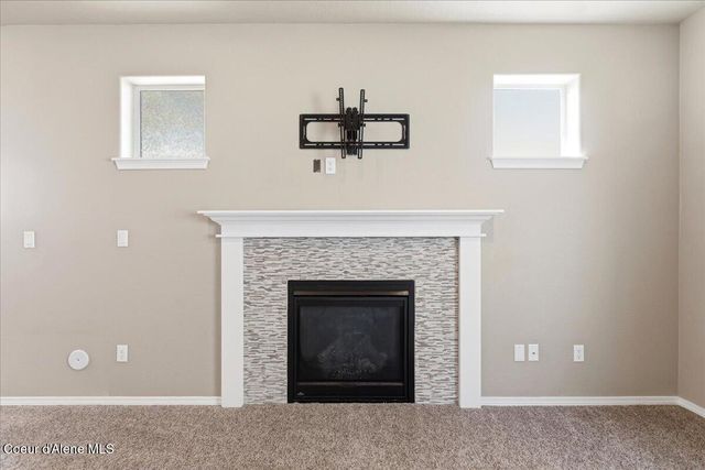 13071 N LOVELAND WAY, Hayden, ID 83835