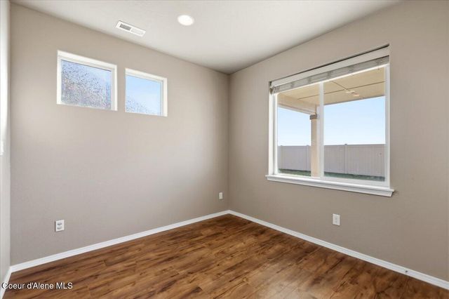 13071 N LOVELAND WAY, Hayden, ID 83835