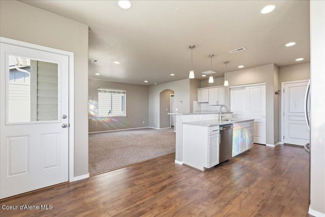 13071 N LOVELAND WAY, Hayden, ID 83835