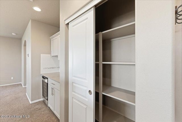 13071 N LOVELAND WAY, Hayden, ID 83835