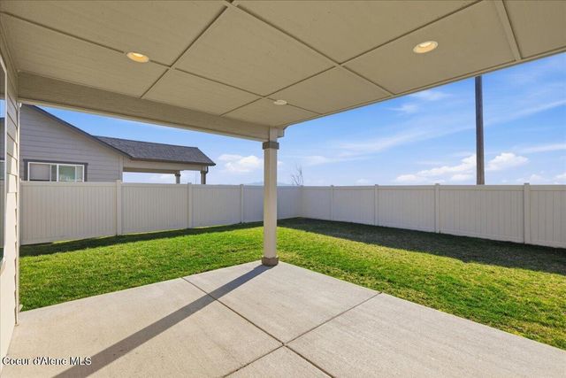 13071 N LOVELAND WAY, Hayden, ID 83835