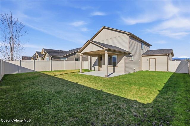 13071 N LOVELAND WAY, Hayden, ID 83835