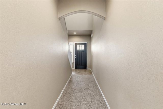 13071 N LOVELAND WAY, Hayden, ID 83835