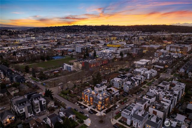 5517 B 9th Avenue NW, Seattle, WA 98107