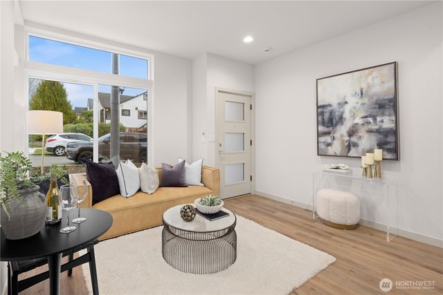 5517 B 9th Avenue NW, Seattle, WA 98107