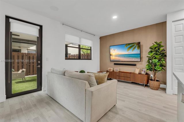 10533 NW 78th Terrace, Doral, FL 33178