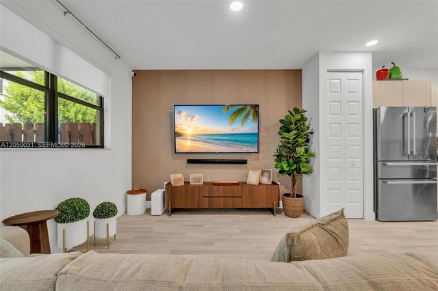 10533 NW 78th Terrace, Doral, FL 33178