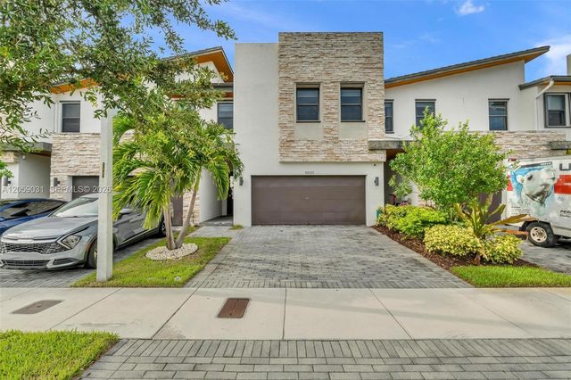 10533 NW 78th Terrace, Doral, FL 33178