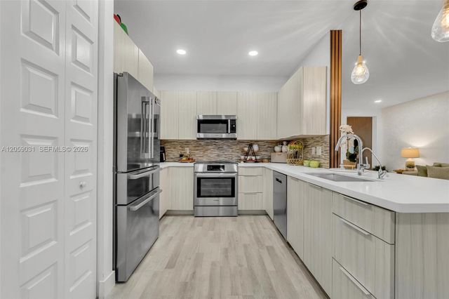 10533 NW 78th Terrace, Doral, FL 33178