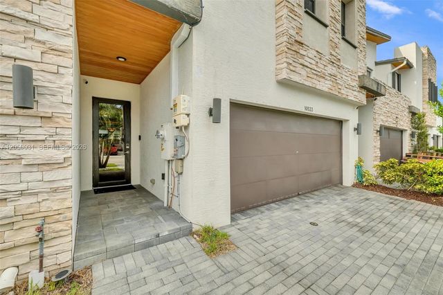 10533 NW 78th Terrace, Doral, FL 33178