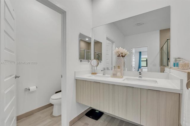 10533 NW 78th Terrace, Doral, FL 33178