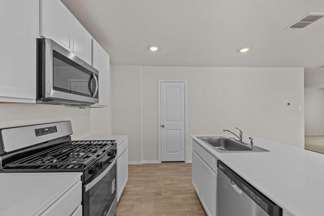 200 Varner WAY, Maxwell, TX 78656