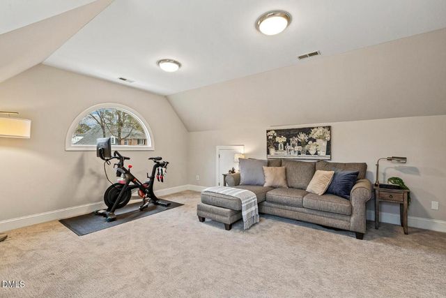 104 Links End Drive, Cary, NC 27513