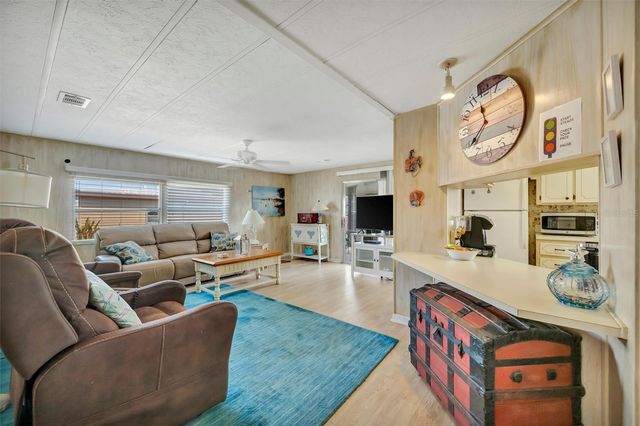 106 S SAINT THOMAS CIRCLE, Apollo Beach, FL 33572