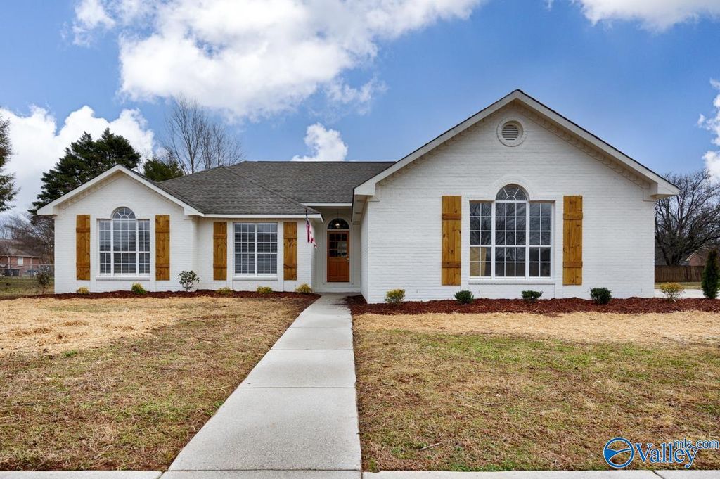 115 Wind Rush Road, Huntsville, AL 35811