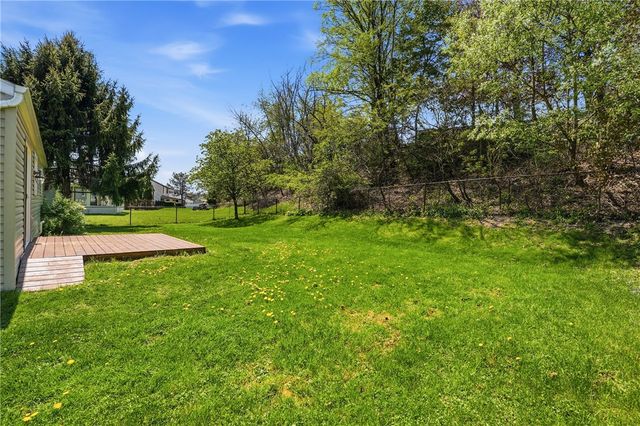 3522 Woodlake Drive, West Deer, PA 16046