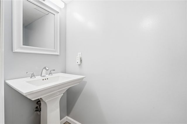 3522 Woodlake Drive, West Deer, PA 16046
