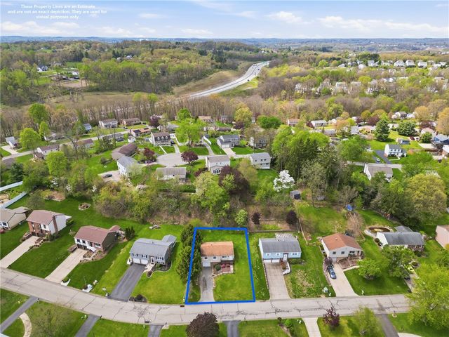 3522 Woodlake Drive, West Deer, PA 16046