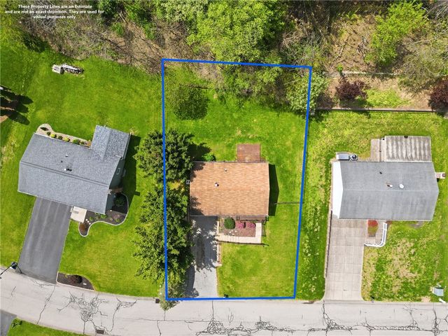 3522 Woodlake Drive, West Deer, PA 16046