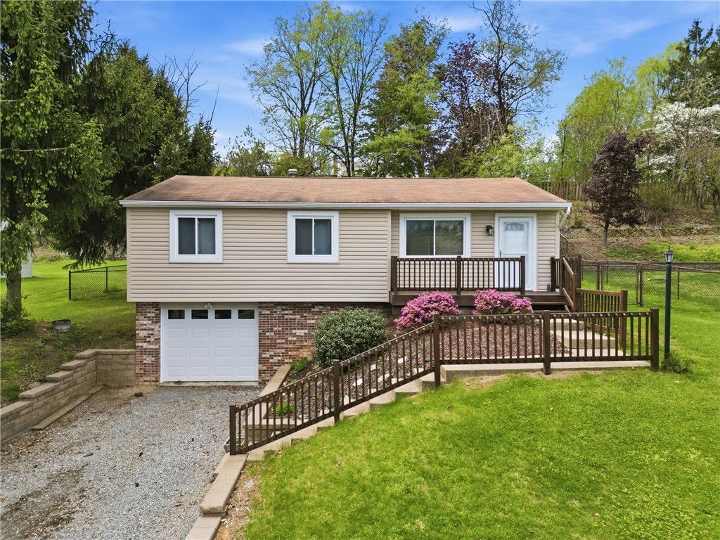 3522 Woodlake Drive, West Deer, PA 16046