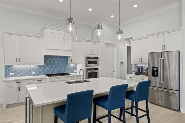 14190 Galley CT, Naples, FL 34114