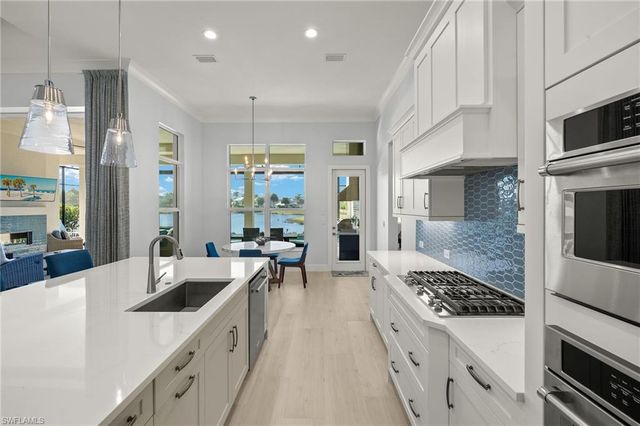 14190 Galley CT, Naples, FL 34114