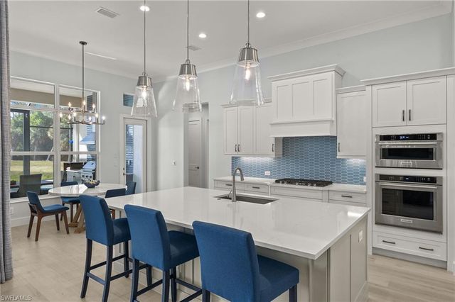 14190 Galley CT, Naples, FL 34114