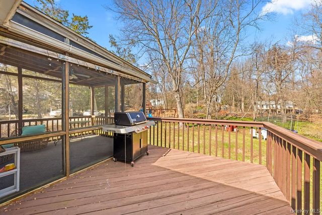 29 Sandy Brook Drive, Spring Valley, NY 10977