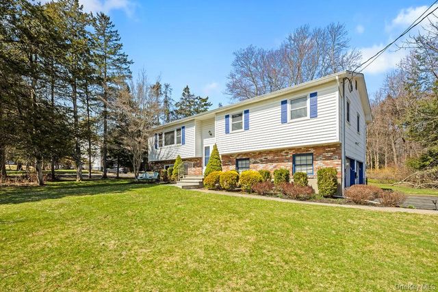 29 Sandy Brook Drive, Spring Valley, NY 10977