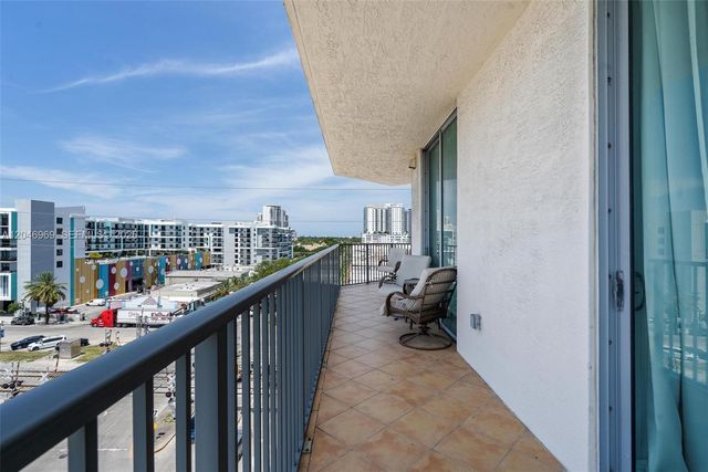 140 S Dixie Hwy 609, Hollywood, FL 33020