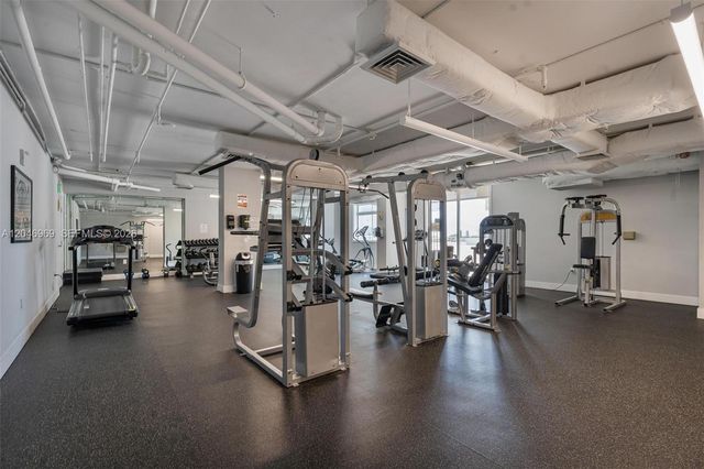 140 S Dixie Hwy 609, Hollywood, FL 33020