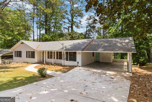 4204 Williamsburg Drive, Atlanta, GA 30337