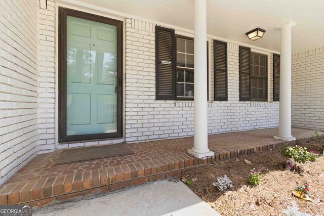 4204 Williamsburg Drive, Atlanta, GA 30337