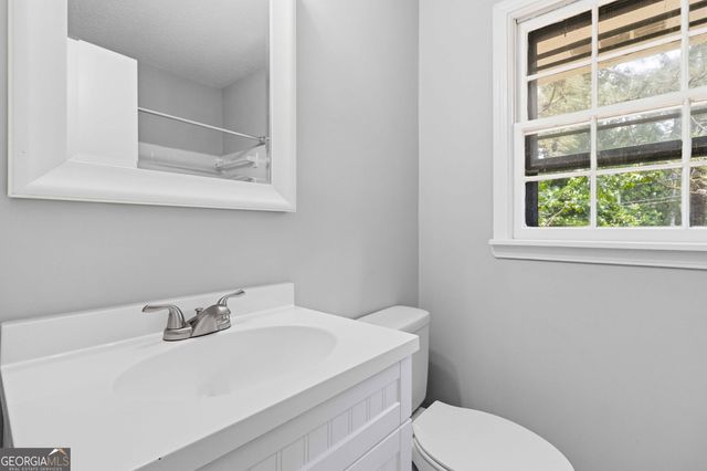 4204 Williamsburg Drive, Atlanta, GA 30337