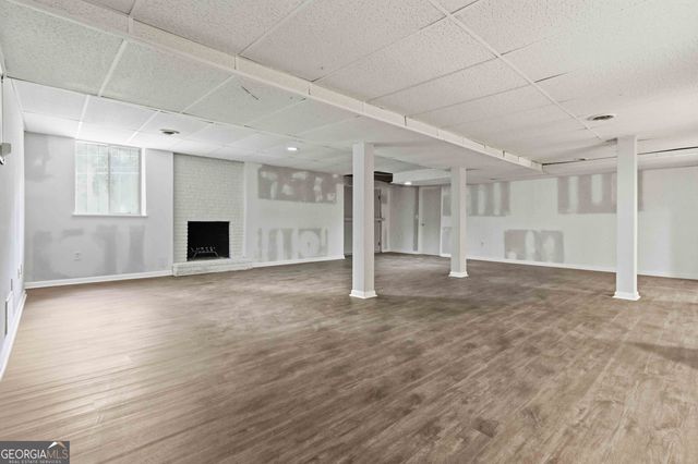 4204 Williamsburg Drive, Atlanta, GA 30337