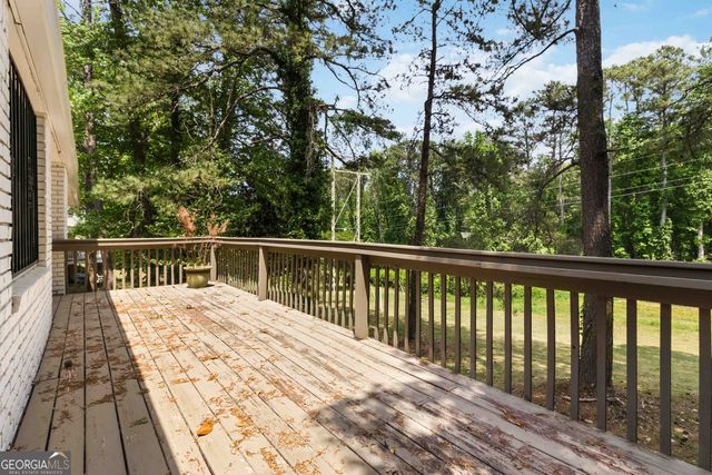 4204 Williamsburg Drive, Atlanta, GA 30337