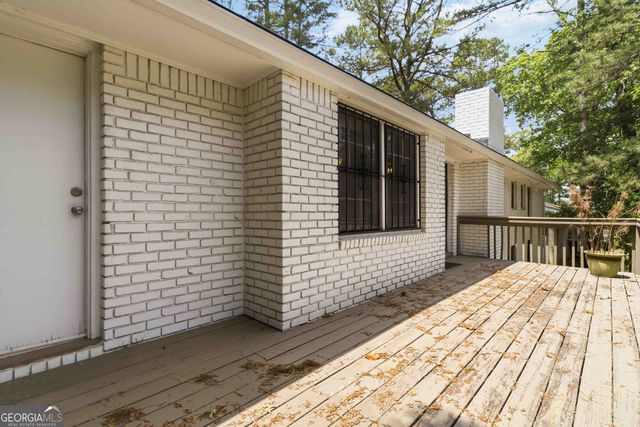 4204 Williamsburg Drive, Atlanta, GA 30337
