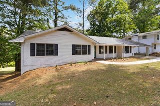 4204 Williamsburg Drive, Atlanta, GA 30337