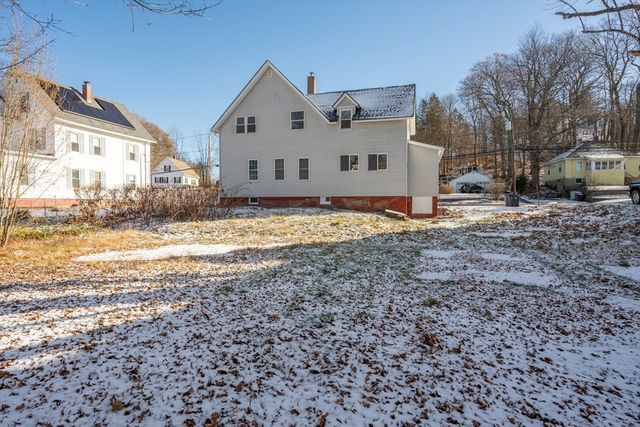 114 Green St, Gardner, MA 01440